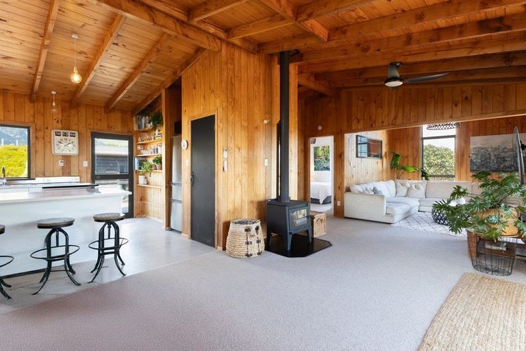 Photo of property in 245 Te Hapua Road, Te Horo, Otaki, 5581