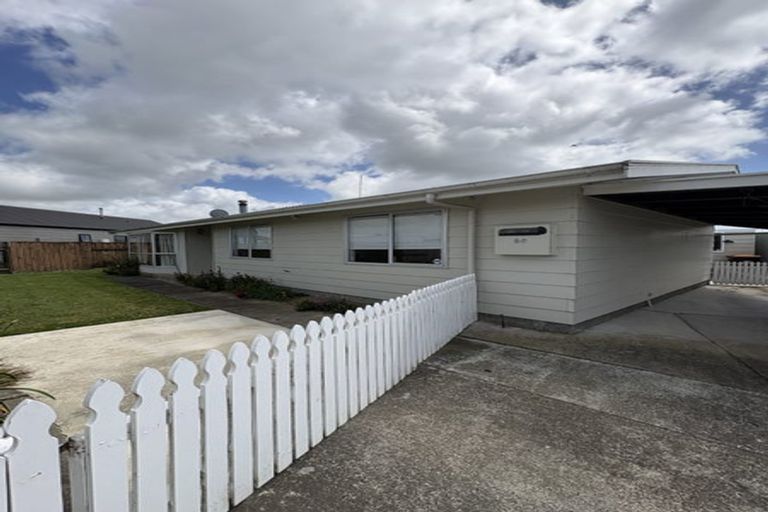 Photo of property in 26a Chelmarsh Place, Highbury, Palmerston North, 4412