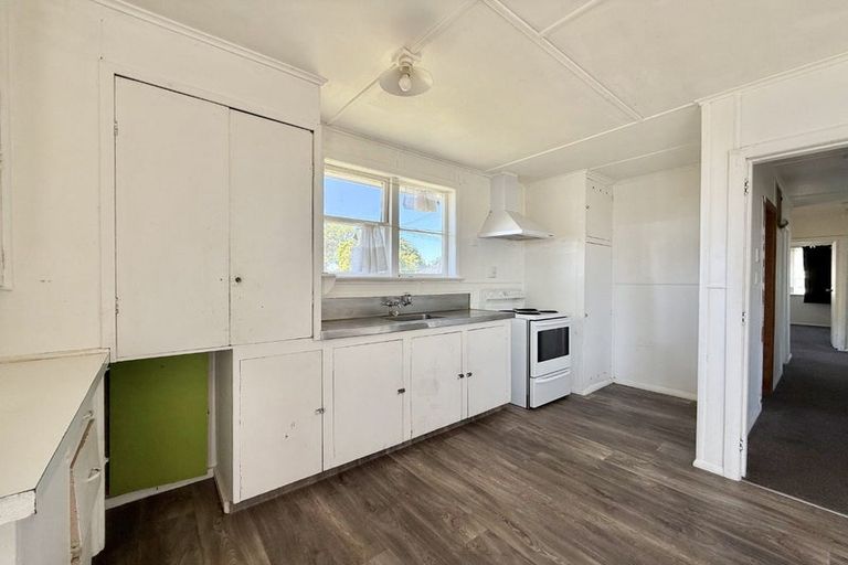 Photo of property in 36 Kummer Crescent, Masterton, 5810