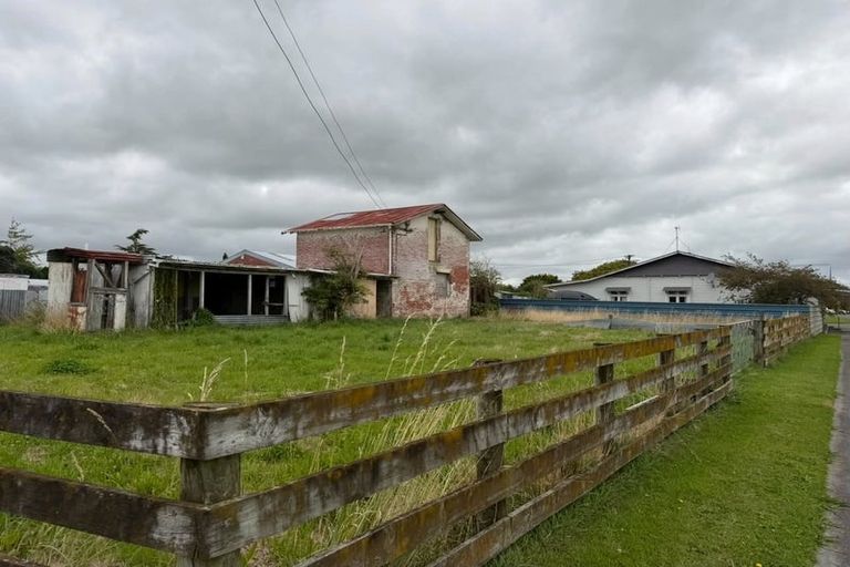 Photo of property in 60 Thames Street, Rongotea, 4476