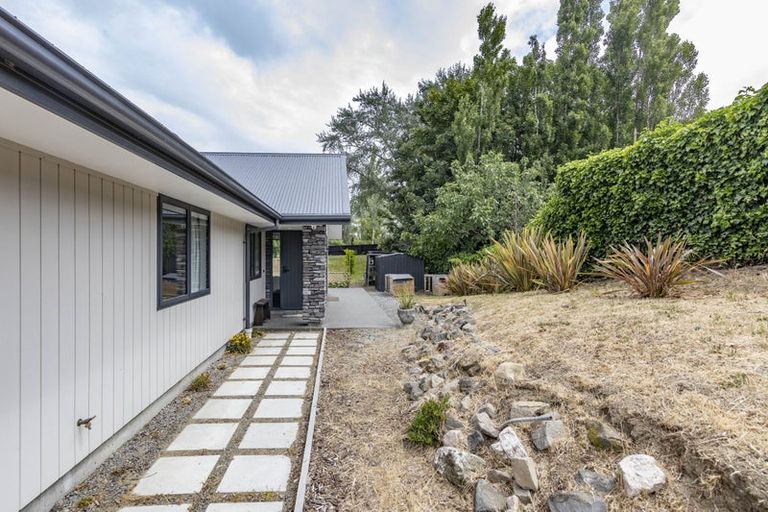 Photo of property in 169 Kainga Road, Kainga, Christchurch, 8083