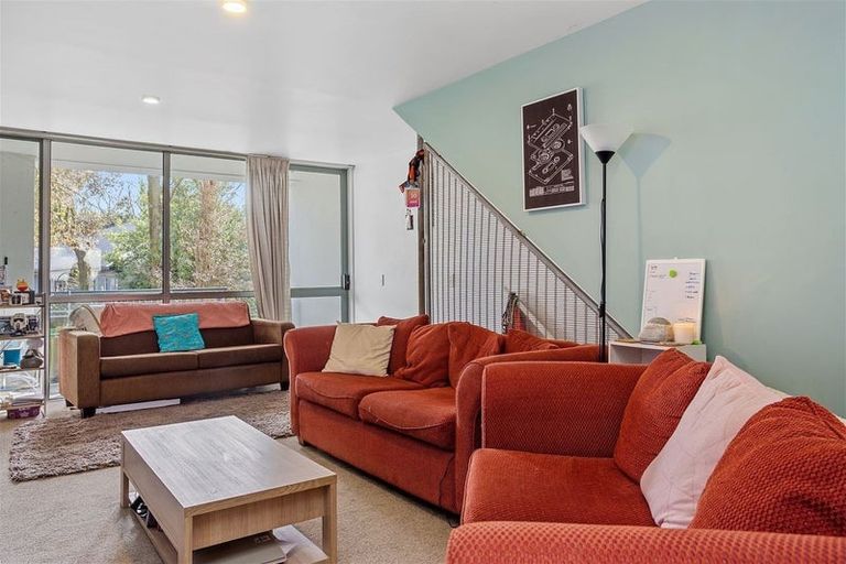 Photo of property in 4/86 Brockworth Place, Riccarton, Christchurch, 8011