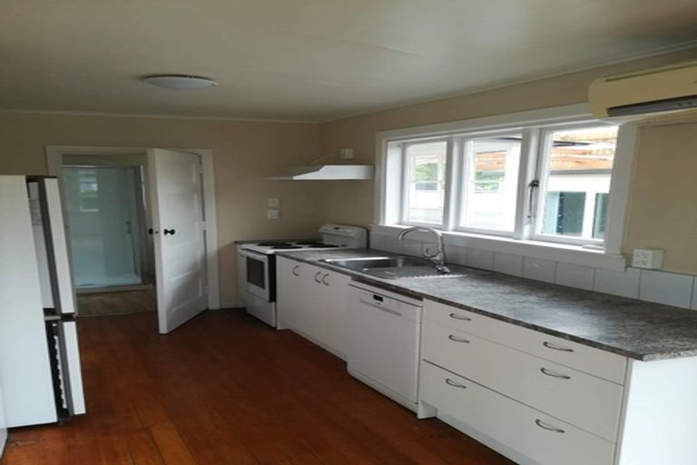 Photo of property in 20 Middleton Road, Upper Riccarton, Christchurch, 8041