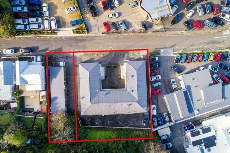 Photo of property in 10 Faraday Street, Hospital Hill, Napier, 4110