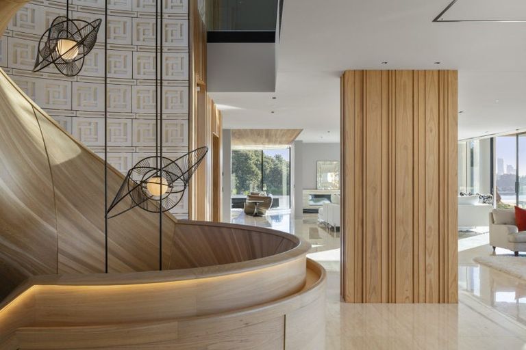 Photo of property in 92 Paritai Drive, Orakei, Auckland, 1071