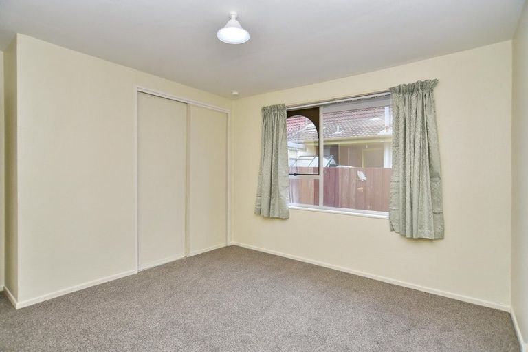 Photo of property in 4/58 Epsom Road, Sockburn, Christchurch, 8042
