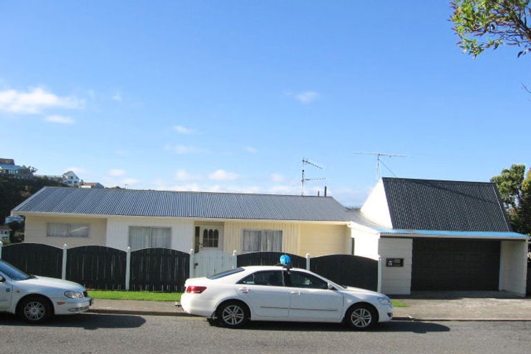 Photo of property in 18 Old Coach Road, Johnsonville, Wellington, 6037