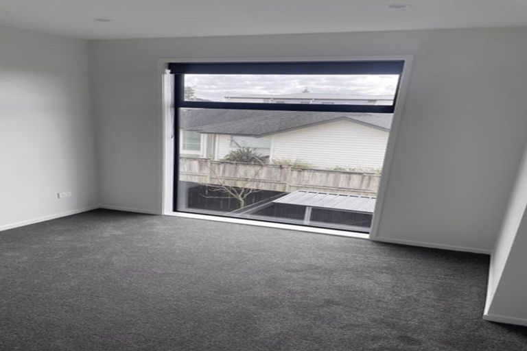 Photo of property in 5/793 Te Atatu Road, Te Atatu Peninsula, Auckland, 0610