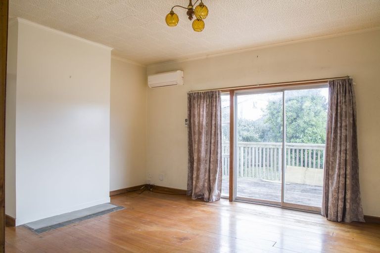 Photo of property in 1/260 Birkdale Road, Birkdale, Auckland, 0626