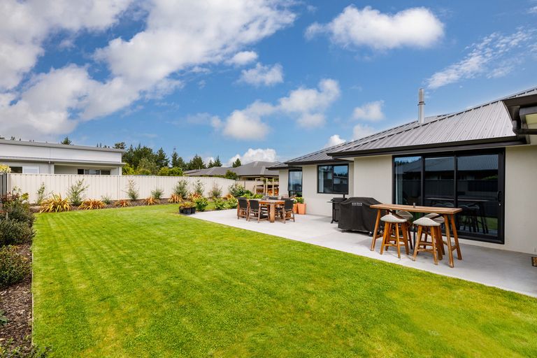 Photo of property in 19 Henderson Drive, Alexandra, 9320