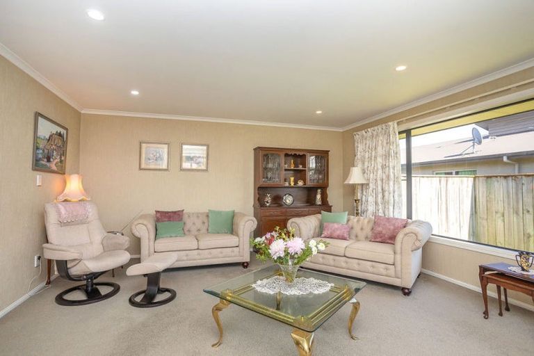 Photo of property in 21 Ruahine Street, Dannevirke, 4930