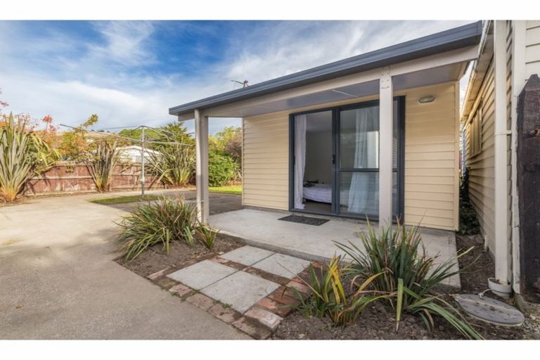Photo of property in 250 Opawa Road, Hillsborough, Christchurch, 8022
