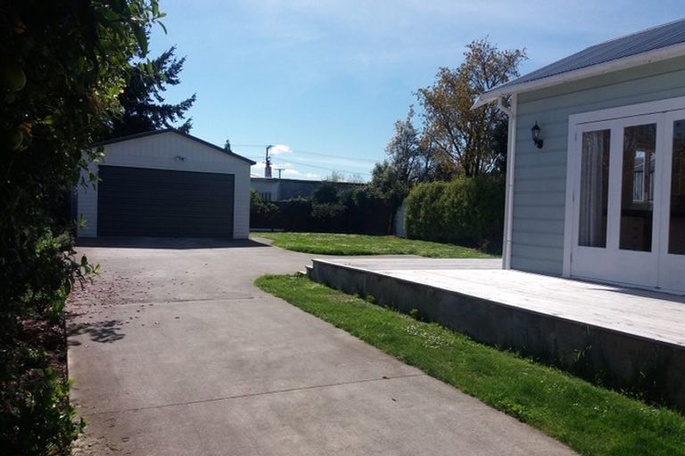 Photo of property in 5 Seddon Street, Carterton, 5713