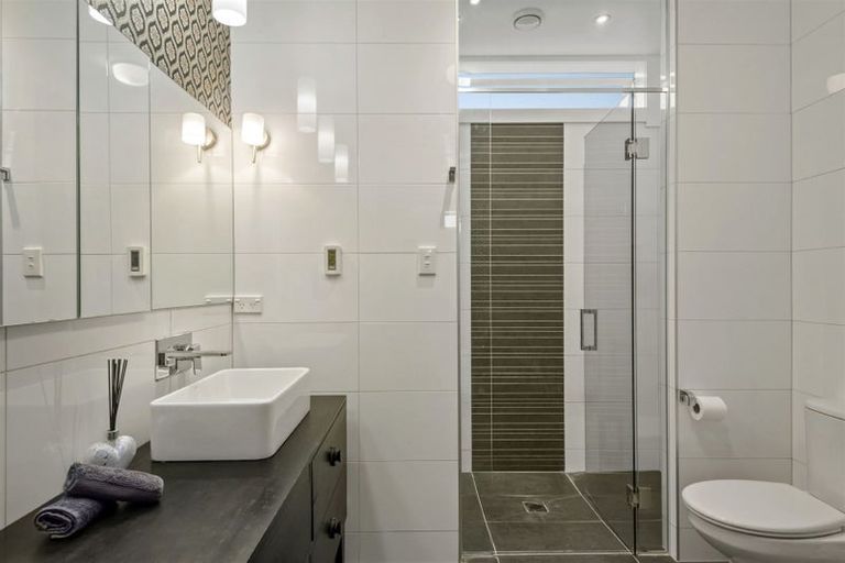 Photo of property in 1073 Kahikatea Flat Road, Waitoki, Kaukapakapa, 0871