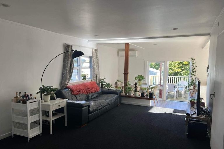 Photo of property in 2/25 Commercial Road, Grey Lynn, Auckland, 1021