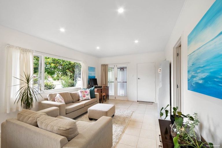 Photo of property in 20 Velma Road, Hillcrest, Auckland, 0627