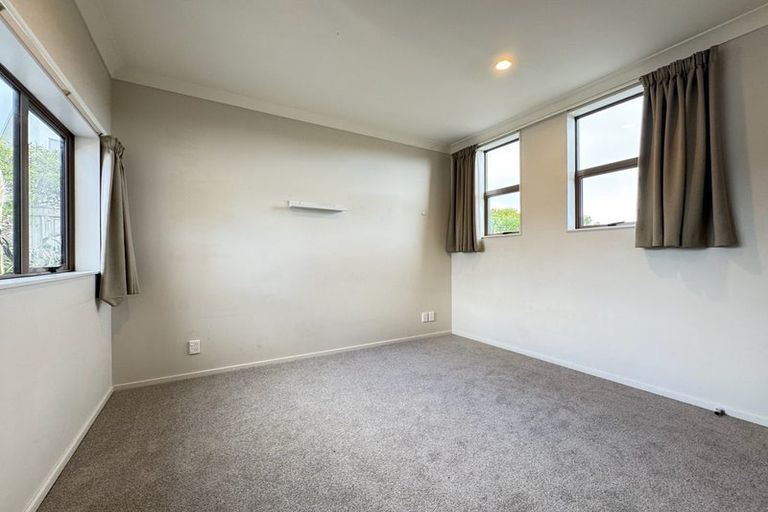 Photo of property in 6 Port Lane, Whitby, Porirua, 5024