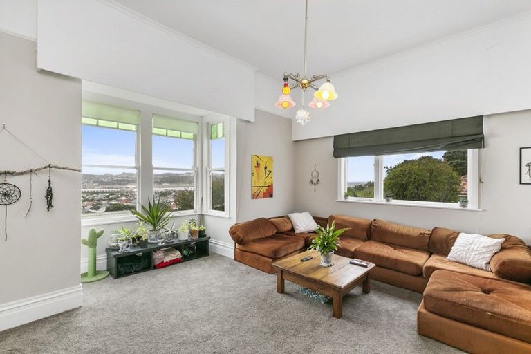Photo of property in 9 Lerwick Terrace, Melrose, Wellington, 6023