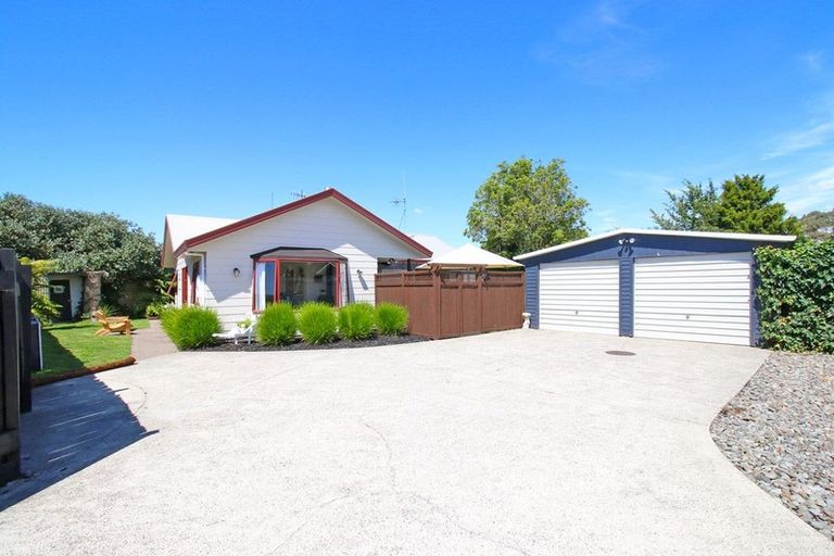 Photo of property in 51a Collins Road, Melville, Hamilton, 3206