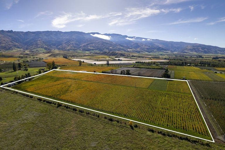 Photo of property in 1034 Luggate-cromwell Road, Mount Pisa, Cromwell, 9383