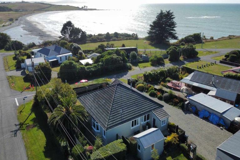 Photo of property in 7 Semple Street, Kakanui, Oamaru, 9495
