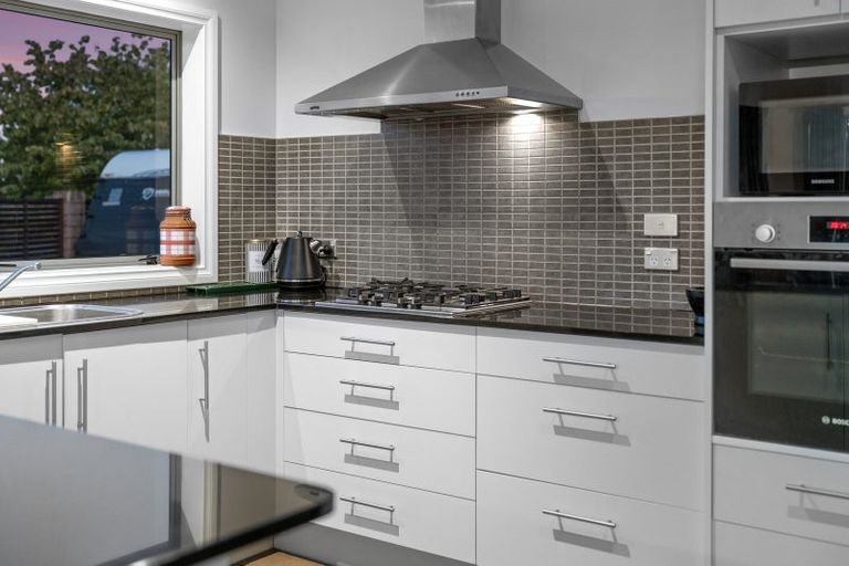 Photo of property in 33 Woodleigh Place, Ohauiti, Tauranga, 3112