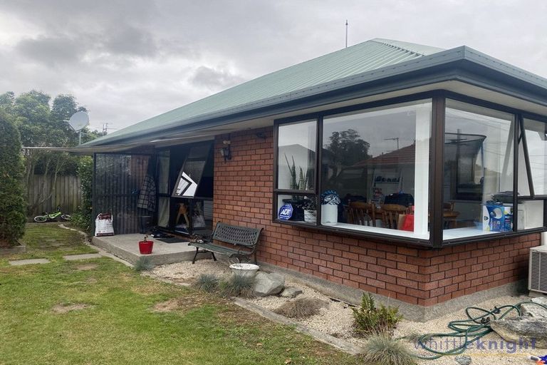 Photo of property in 52 Fovant Street, Russley, Christchurch, 8042