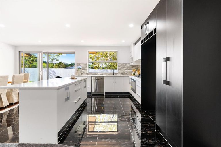 Photo of property in 2d Masters Road, Waiuku, 2681