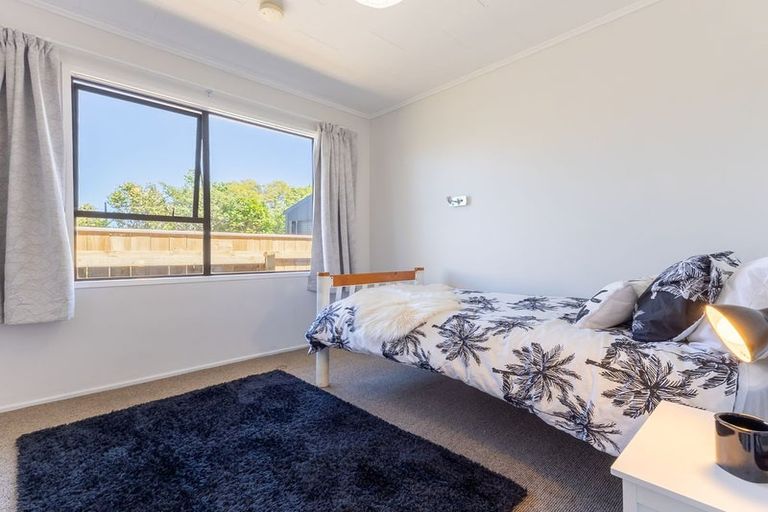 Photo of property in 21 Dale Road, Raumati South, Paraparaumu, 5032