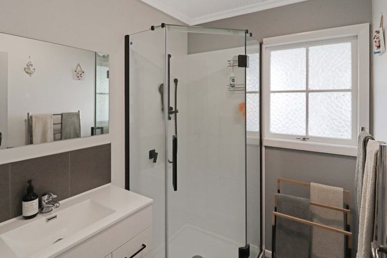 Photo of property in 29 Newburn Grove, Wainuiomata, Lower Hutt, 5014