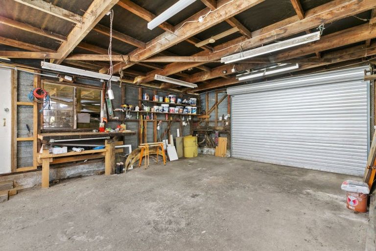 Photo of property in 401 Koru Road, Koru, New Plymouth, 4374