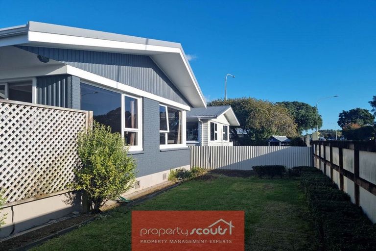 Photo of property in 101 South Road, Blagdon, New Plymouth, 4310