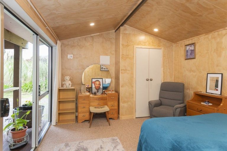 Photo of property in 10 Kirk Street, Matawai, 4075