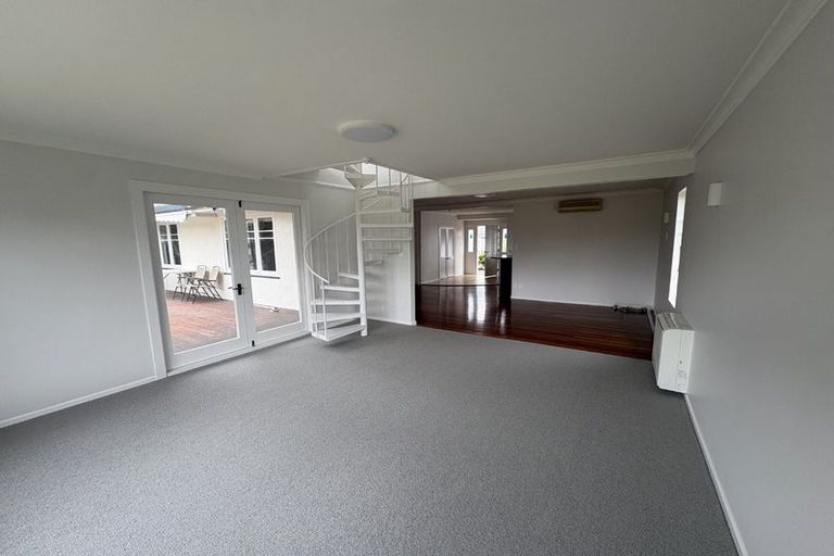 Photo of property in 6 Beaumont Lane, Havelock North, 4130