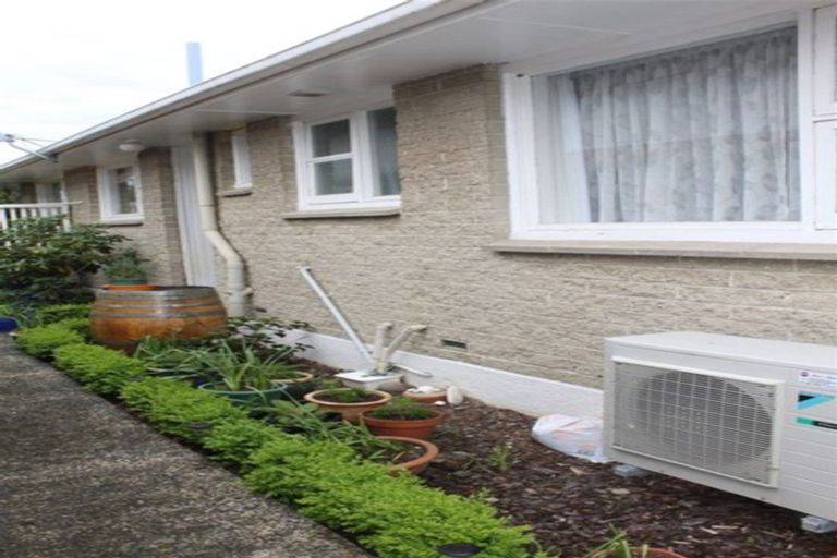 Photo of property in 92 Eglinton Road, Mornington, Dunedin, 9011