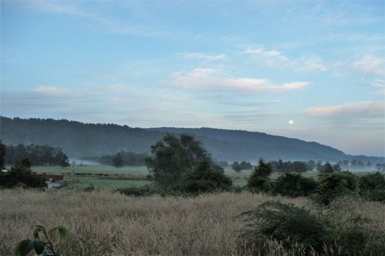 Photo of property in 329 Poerua Valley Road, Harihari, 7884