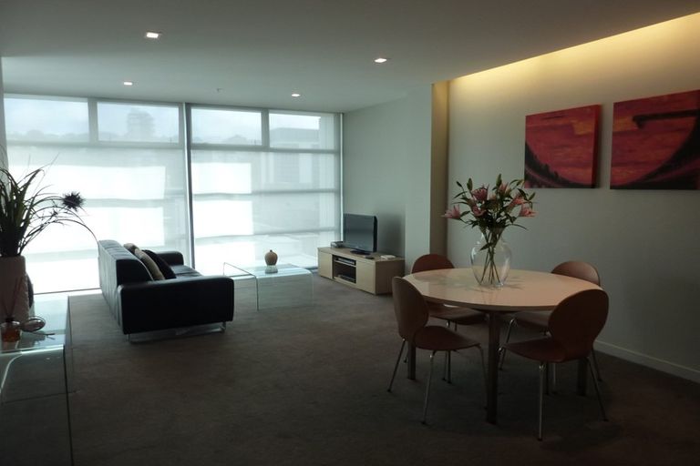 Photo of property in Chews Lane Apartments, 17d/9 Chews Lane, Wellington Central, Wellington, 6011