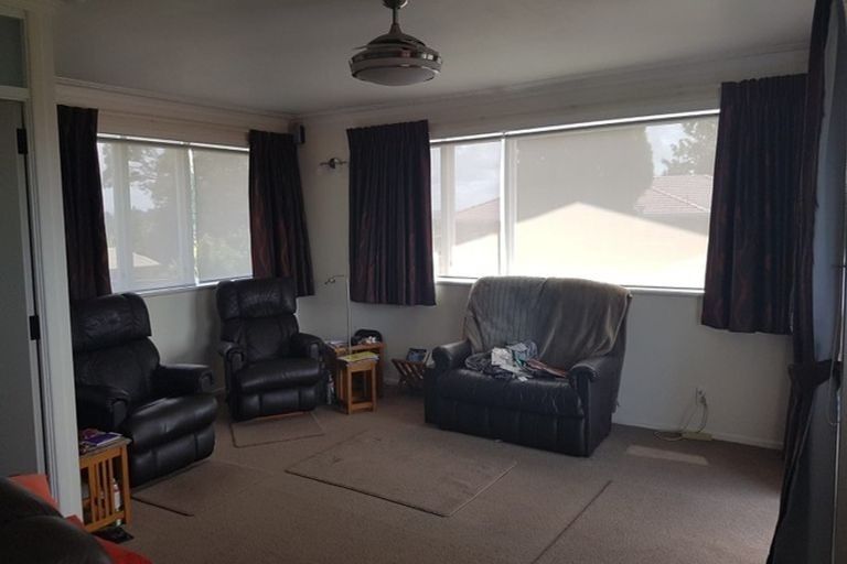 Photo of property in 247 Don Buck Road, Massey, Auckland, 0614