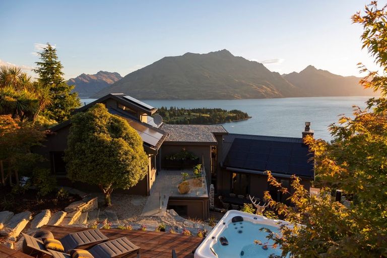 Photo of property in 38 Edinburgh Drive, Queenstown, 9300