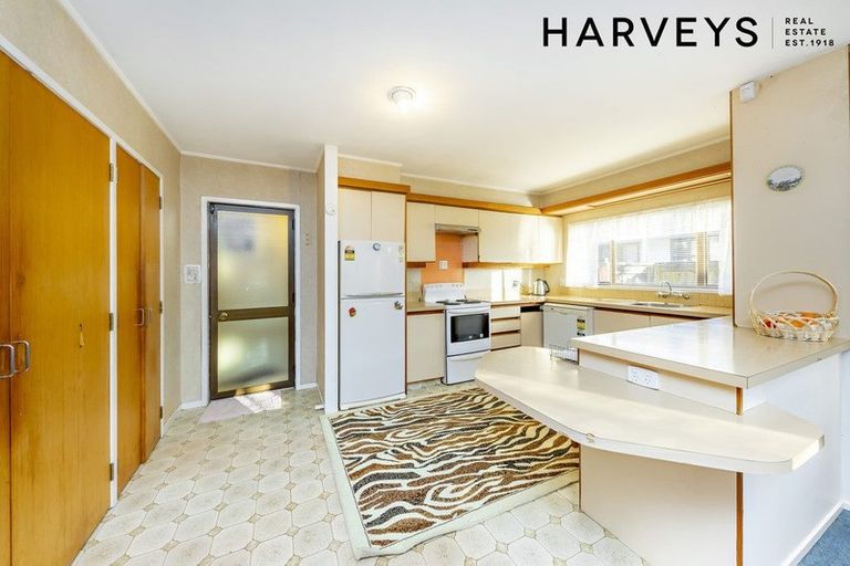 Photo of property in 44 Sturdee Road, Manurewa, Auckland, 2102