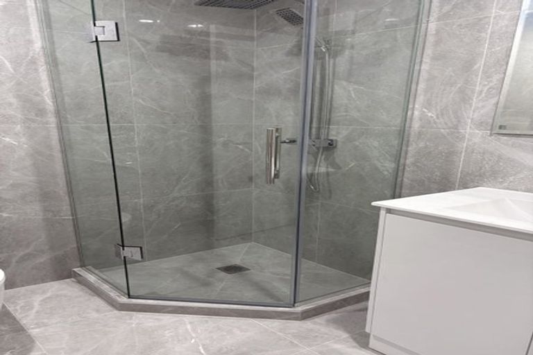 Photo of property in 163b Bradbury Road, Botany Downs, Auckland, 2010