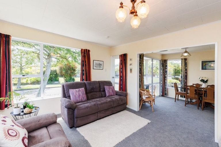Photo of property in 26 Meadowbrook Drive, Cloverlea, Palmerston North, 4412