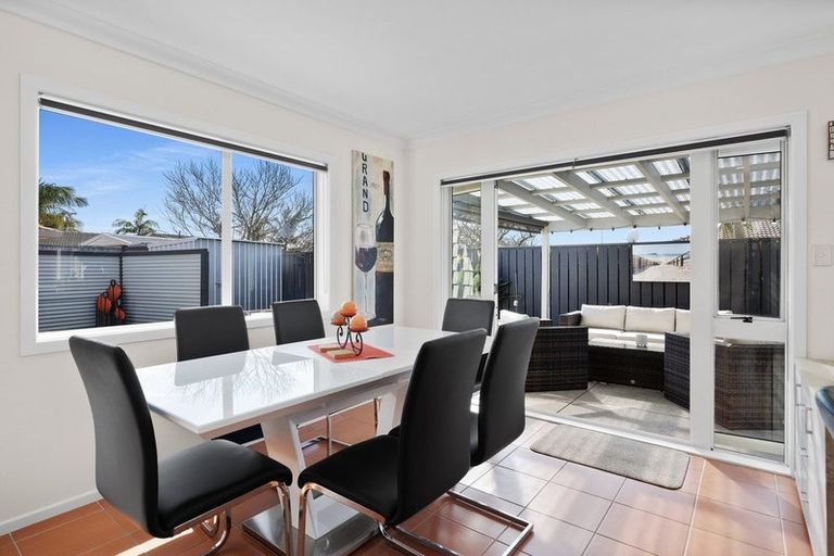 Photo of property in 16 Aldermen Avenue, Papamoa Beach, Papamoa, 3118