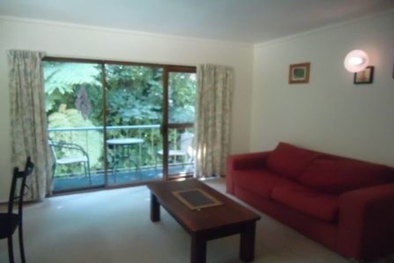 Photo of property in Recreation Reserve, 8/273 Grounsell Crescent, Belmont, Lower Hutt, 5010