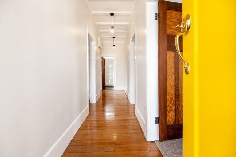 Photo of property in 128 Frederick Street, Mayfair, Hastings, 4122