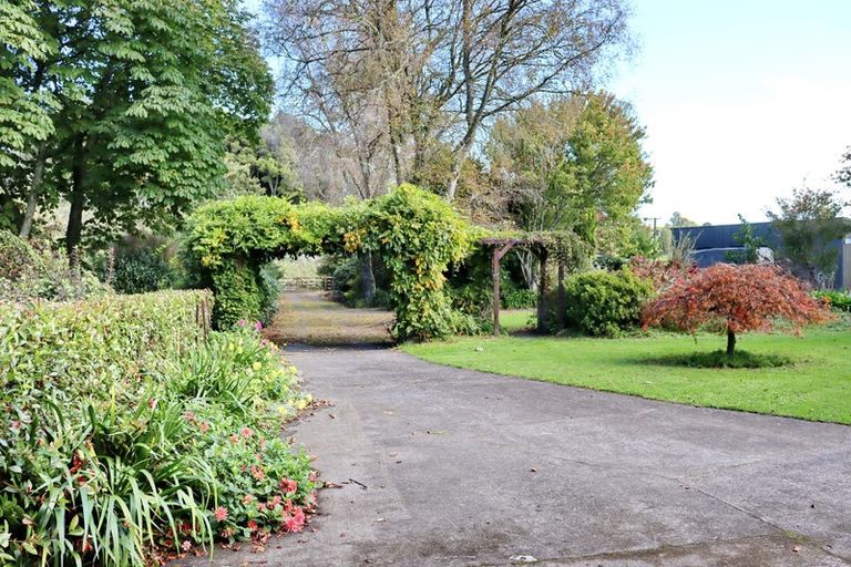 Photo of property in 1098 Makuri Road, Huiroa, Stratford, 4392