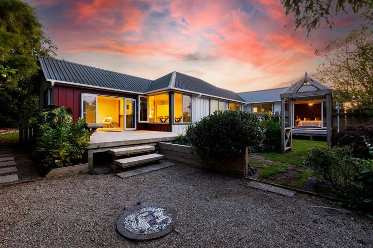 Photo of property in 53a Lismore Street, Merrilands, New Plymouth, 4312