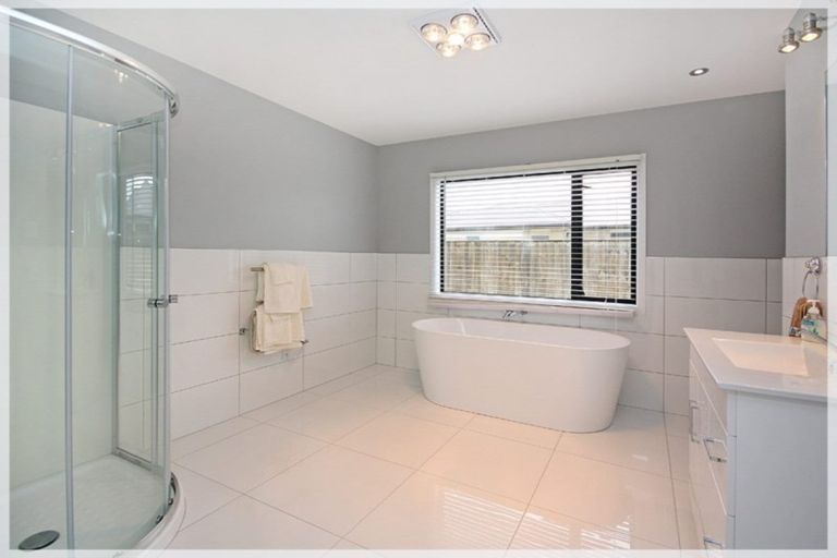 Photo of property in 4 Oxnam Place, Foxton Beach, Foxton, 4815