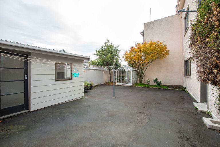 Photo of property in 298 High Street, Dunedin Central, Dunedin, 9016