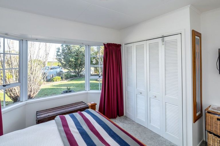 Photo of property in 13 Strasbourge Street, Martinborough, 5711